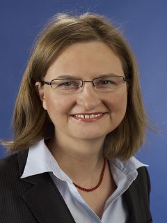 Claudia Schrder